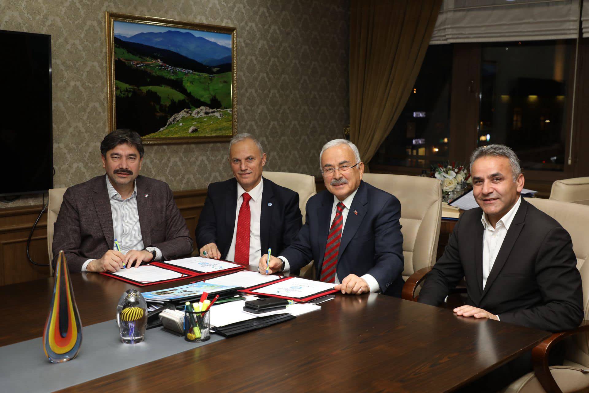 BÜYÜKŞEHİR’DEN YÜZLERİ GÜLDÜREN İMZA